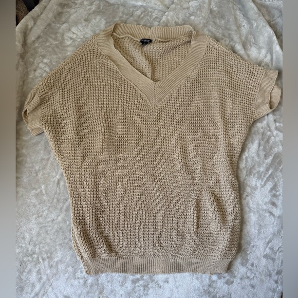 Boohoo Knitted Sleeveless Top *NEW* - Picture 4 of 4